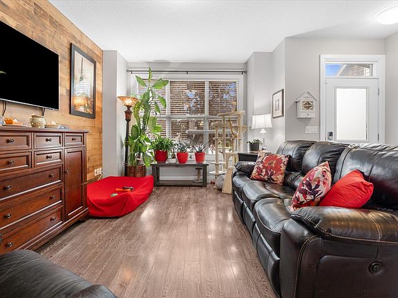 5th image of 116 Gilmore Way