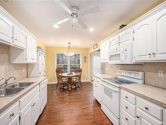5th image of 3415 NW 67th St