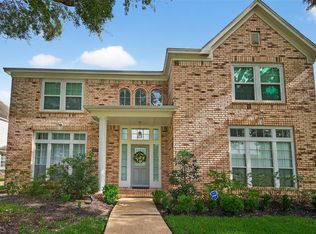5238 Avondale Dr, Sugar Land, TX 77479