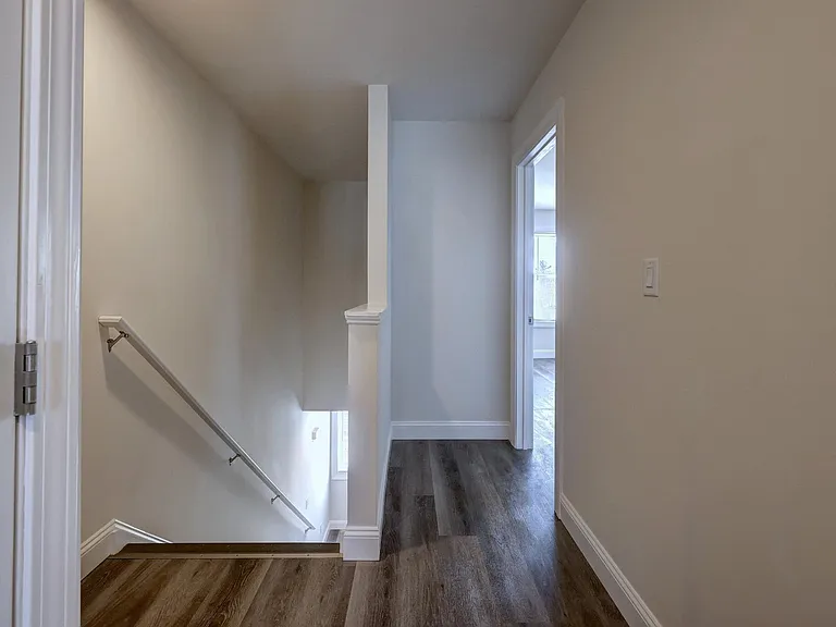 57 Bassett St — Photo 19