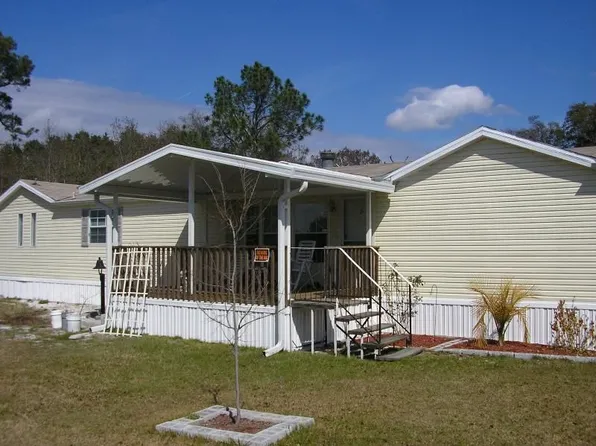 304 Crescent Lake Shore Dr, Crescent City, FL 32112