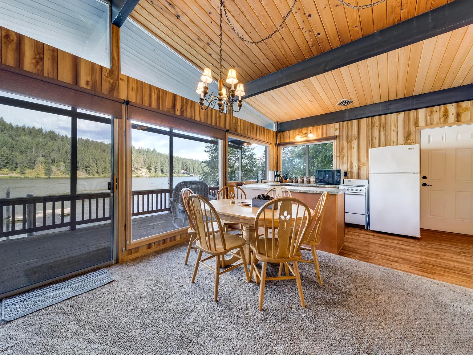 1015 W Kidd Island Rd — Photo 3