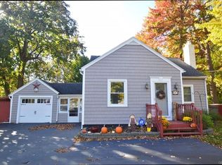 289 Holmes Rd, Rochester, NY 14626