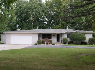 9452 Coldwater Rd, Flushing, MI 48433