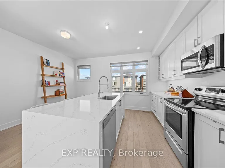 1410 Hemlock Rd — Photo 24