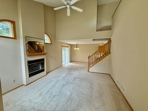 Living Room/Dining Room