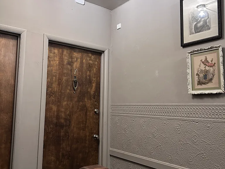 12 W Court St #7 — Photo 8
