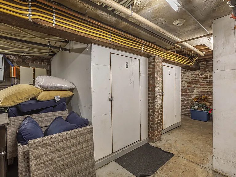 52 Cooper St #2 — Photo 15