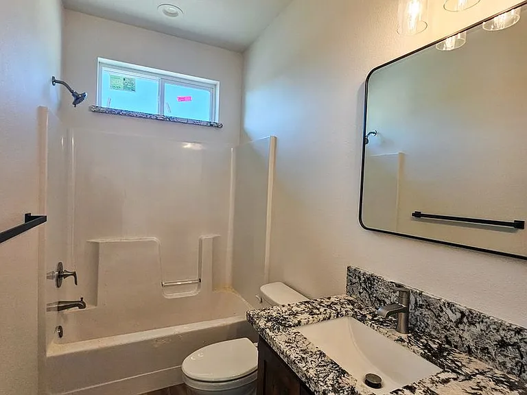 16904 Cape Cod Dr — Photo 14