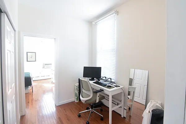 Rented by The Agency | media 13