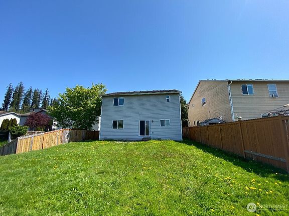 3rd image of 8524 81st Drive NE