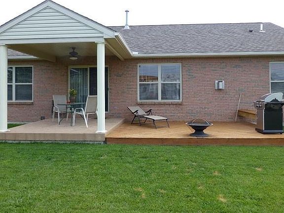 2nd image of 1146 Edgewater Dr