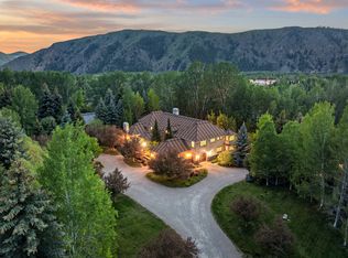 113 N Hiawatha Dr, Hailey, ID 83333