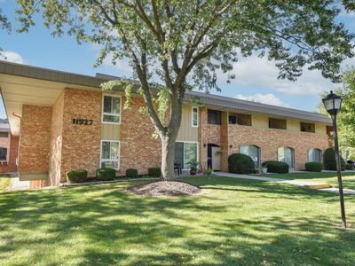 11927 W Appleton AVENUE #6, Milwaukee, WI, 53224