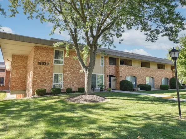 11927 West Appleton AVENUE #6, Milwaukee, WI 53224