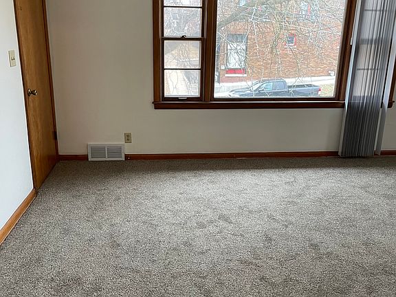 4th image of 1430 Crosby St #2