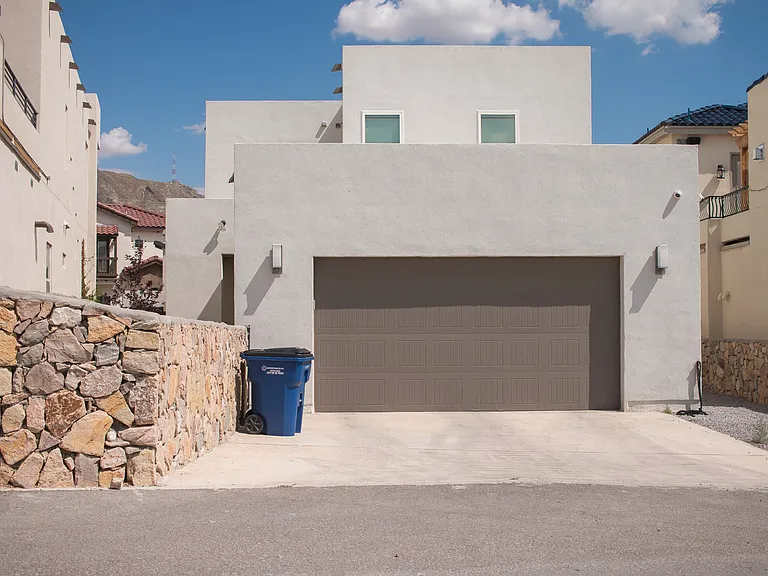 513 S Festival Dr — Photo 41