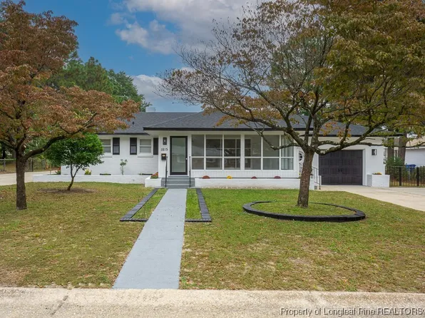 1815 Conover Dr, Fayetteville, NC 28304