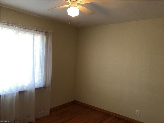 4th image of 5600 Cumberland Dr