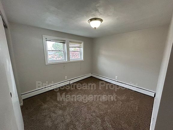 3rd image of 413 Briarwood Ave APT 3