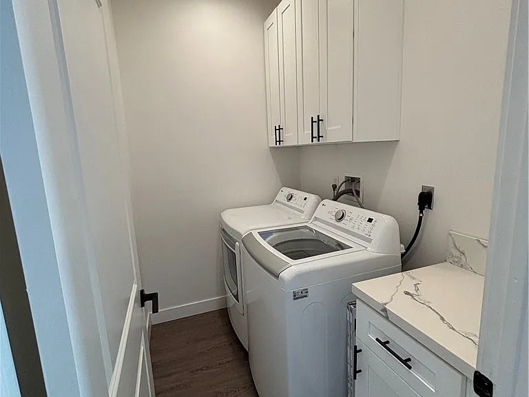1664 Glen Ave — Photo 12