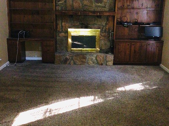 4th image of 6711 Live Oak Ln