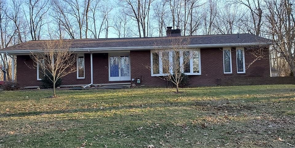 1st image of 1838 Piercy Dr
