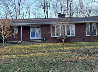 1838 Piercy Dr, Akron, OH 44312