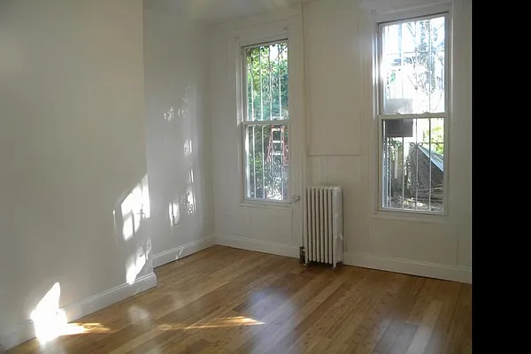 Rented by Corcoran | media 31