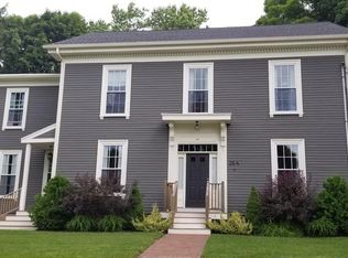 28 Parker St #B, Newbury, MA 01951