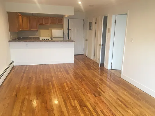 Rented by Triplemint | media 8