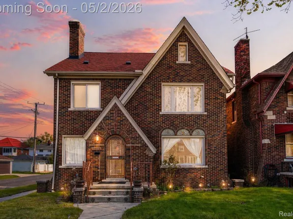 18714 Santa Barbara Dr, Detroit, MI 48221