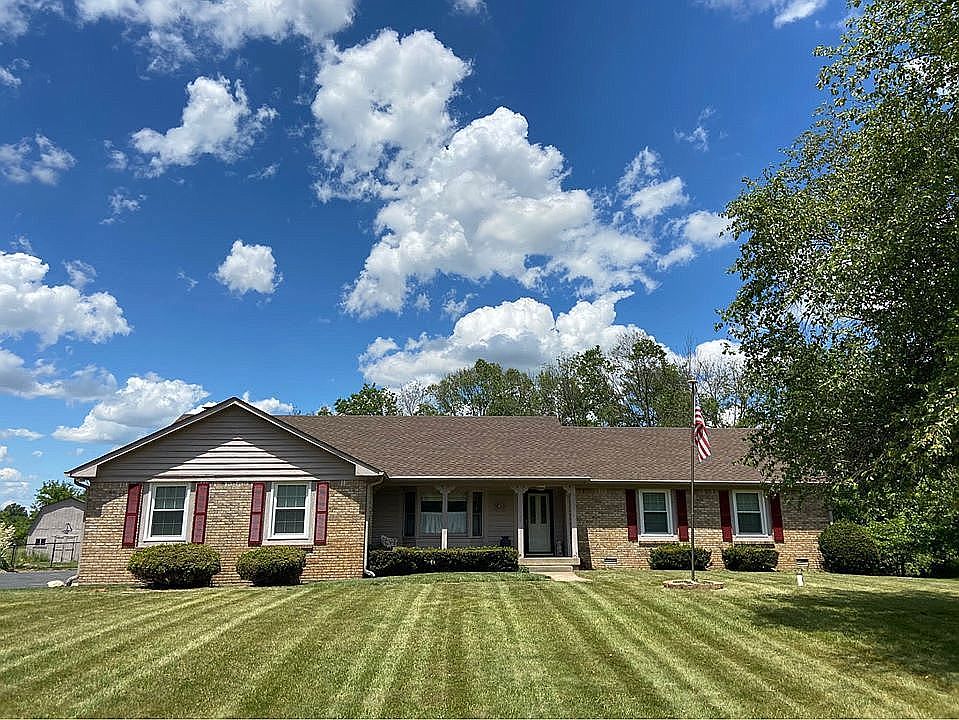 1st image of 5872 W Countryside Dr