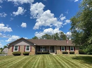 5872 W Countryside Dr, New Palestine, IN 46163