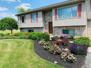 301 S 725 W, Hebron, IN 46341