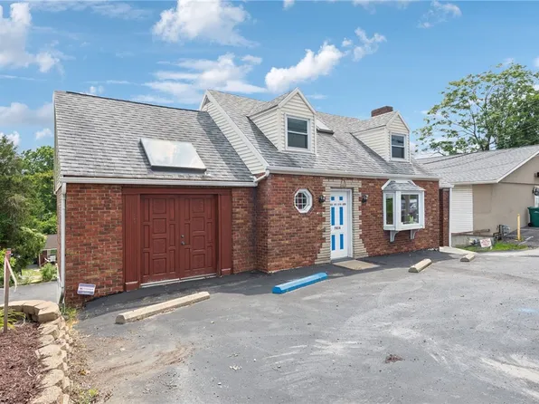 7814 State Route 30, Irwin, PA 15642