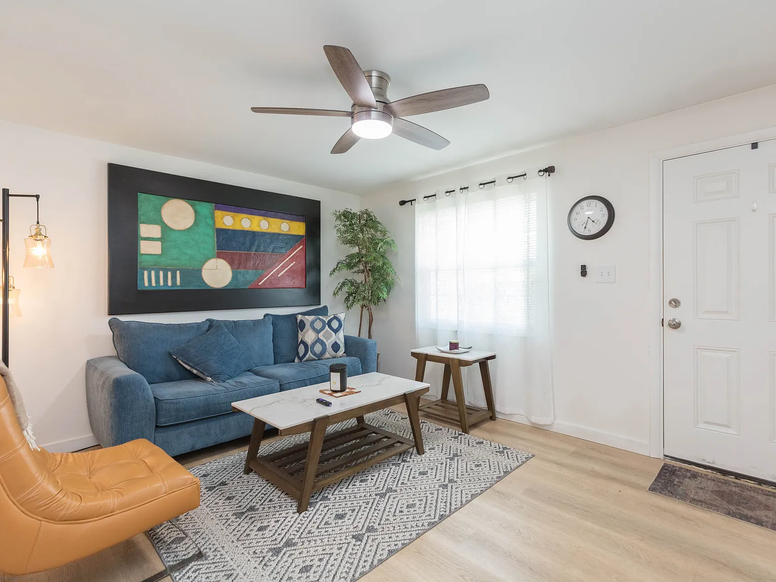 2 bed, 722 sqft, $1,195 — Photo 4