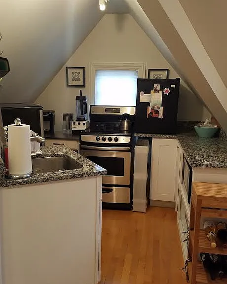 1140 W Wrightwood Ave #4 — Photo 3
