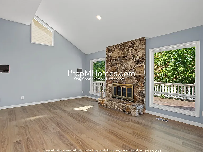8271 SW 184th Ave — Photo 12