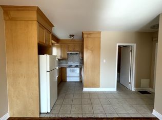 2033 Dufferin St FLOOR 2, Toronto, ON M6E 3R3