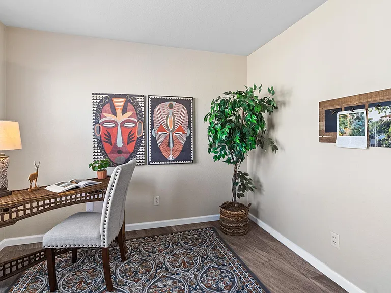 1657 Falcon Ridge Dr — Photo 5