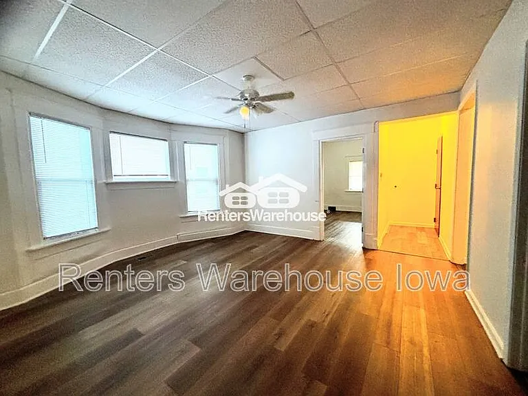 1123 24th St #1 — Photo 8