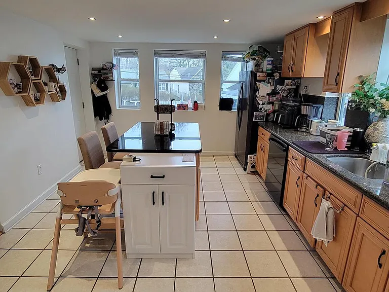 505 Apple St — Photo 11