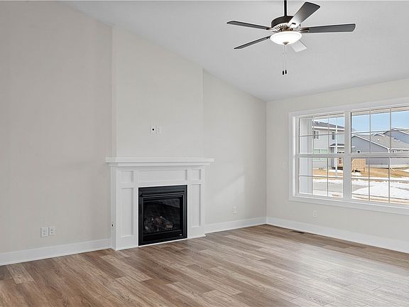 5th image of 3908 NE 8th St