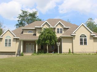 4966 N Croswell Rd, Alma, MI 48801