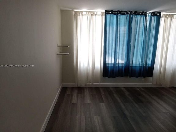 5th image of 1000 West Ave APT 203