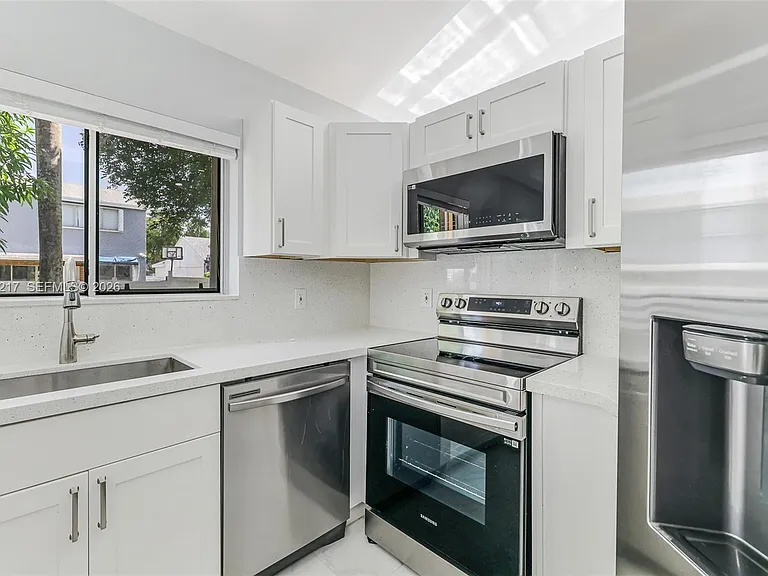 13765 SW 145th St — Photo 19