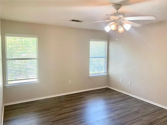 1121 Terry Dr #B — Photo 12