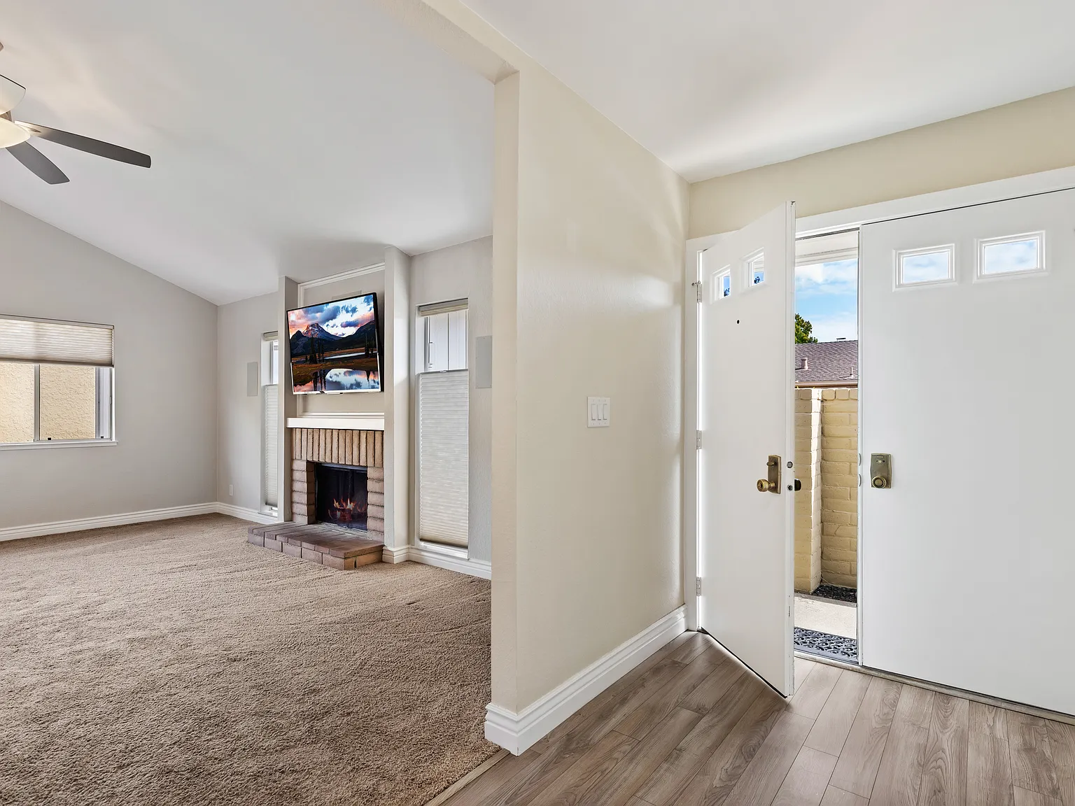 3 bed, 1517 sqft, $4,000 — Photo 4