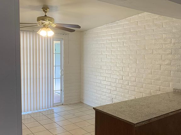 3rd image of 2842 N Eastgate Dr